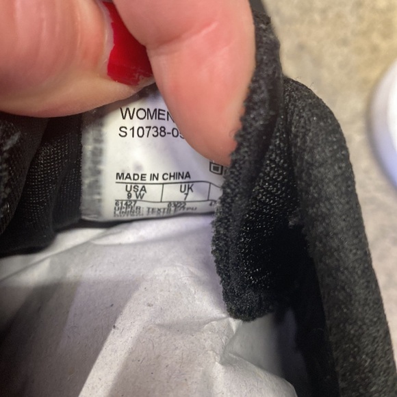 Saucony Peregrine 12 womens trail running hiking shoes 9 wide worn once w/box - Picture 11 of 12